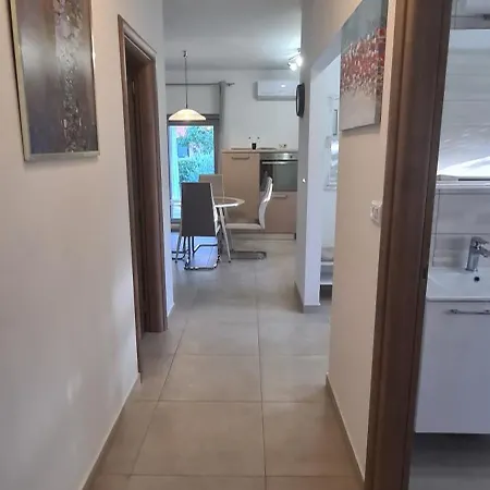 Matteo Kuca Za Odmor וילה