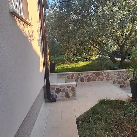 Matteo Kuca Za Odmor *