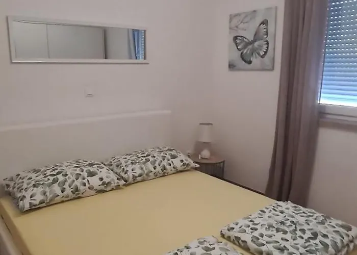 Вилла Matteo Kuca Za Odmor