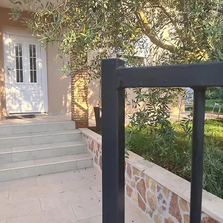 Matteo Kuca Za Odmor Villa