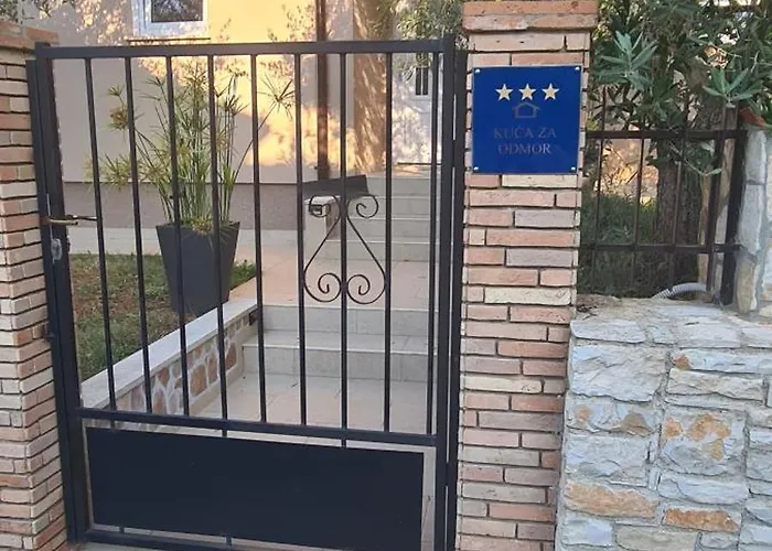 Vila Matteo Kuca Za Odmor